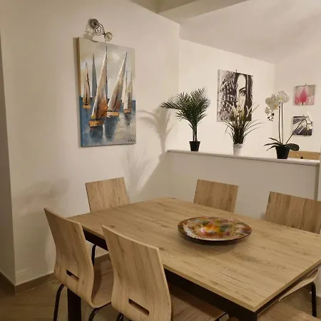 Giulia's House - Natura & Avventura Apartment